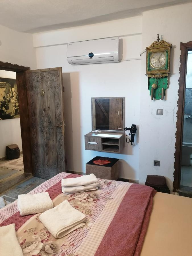 Tashan Otel Foça Exteriör bild