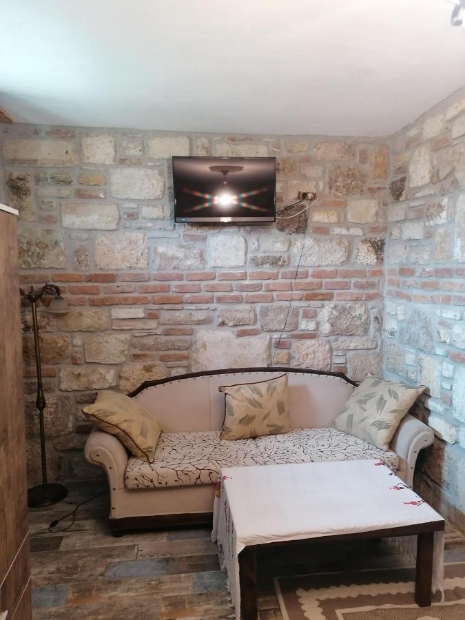 Tashan Otel Foça Exteriör bild