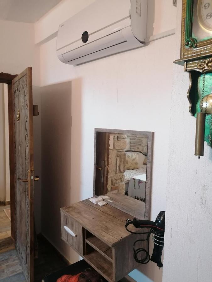 Tashan Otel Foça Exteriör bild